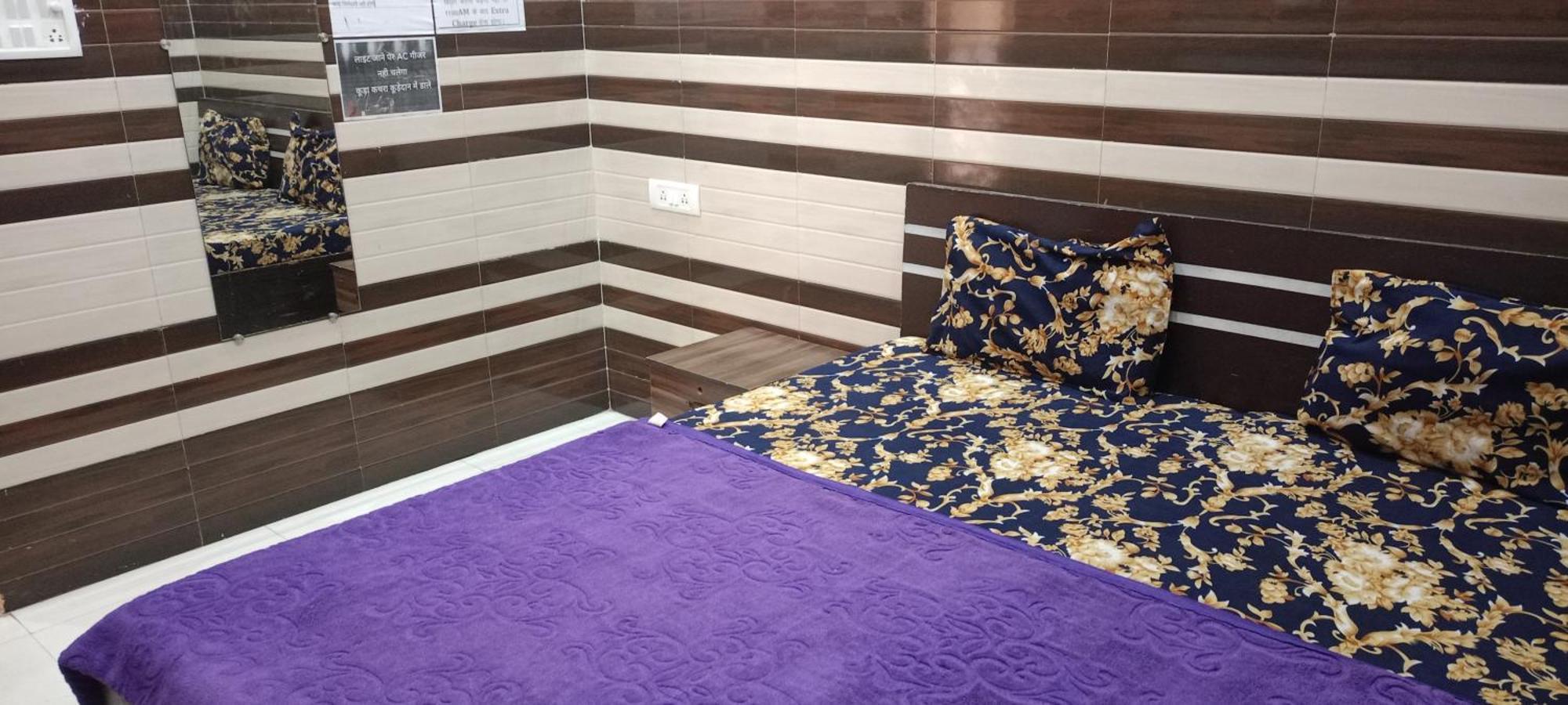 New Gayatri Palace Near Prem Mandir Vrindāvan 외부 사진