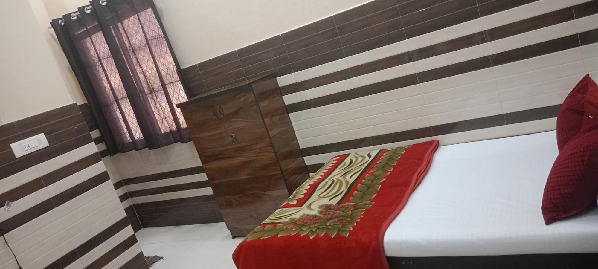 New Gayatri Palace Near Prem Mandir Vrindāvan 외부 사진