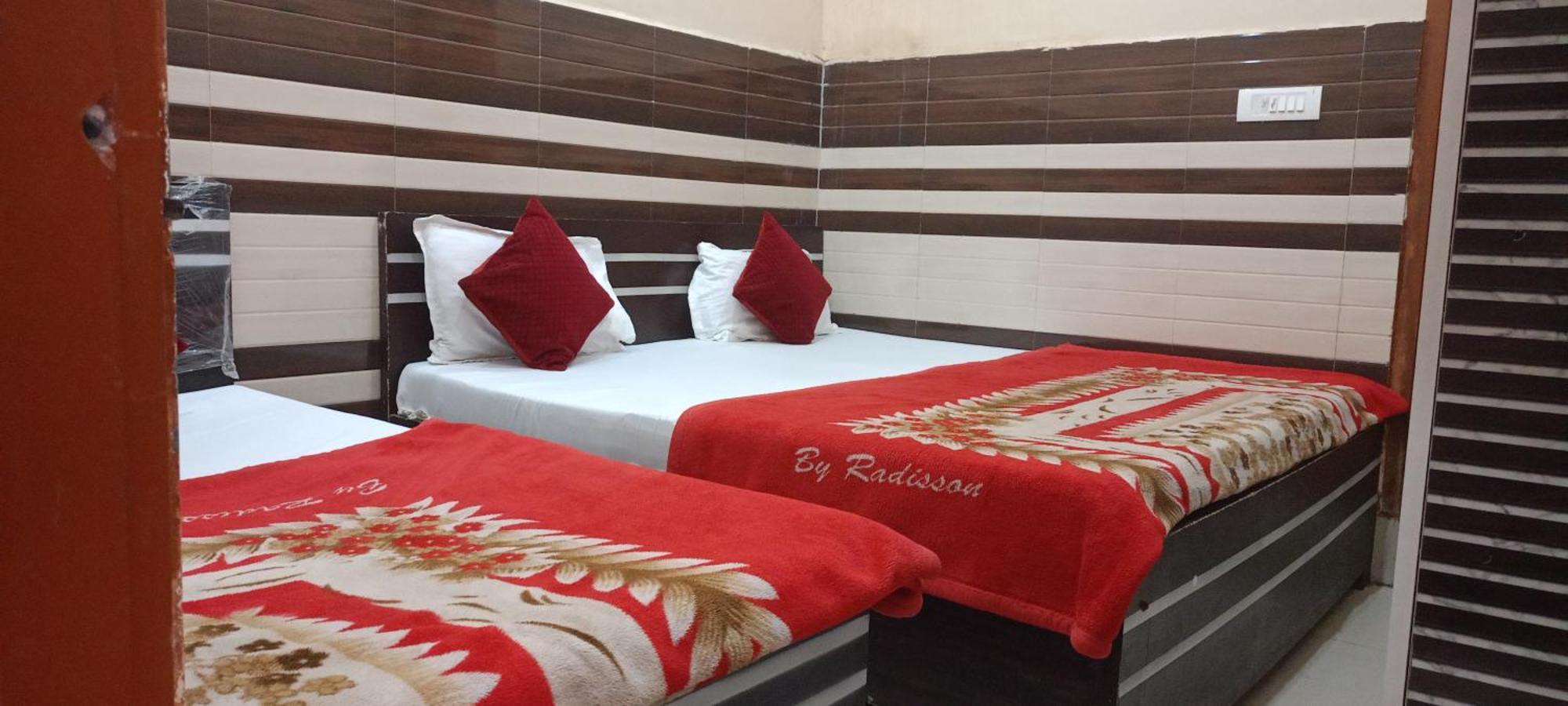 New Gayatri Palace Near Prem Mandir Vrindāvan 외부 사진